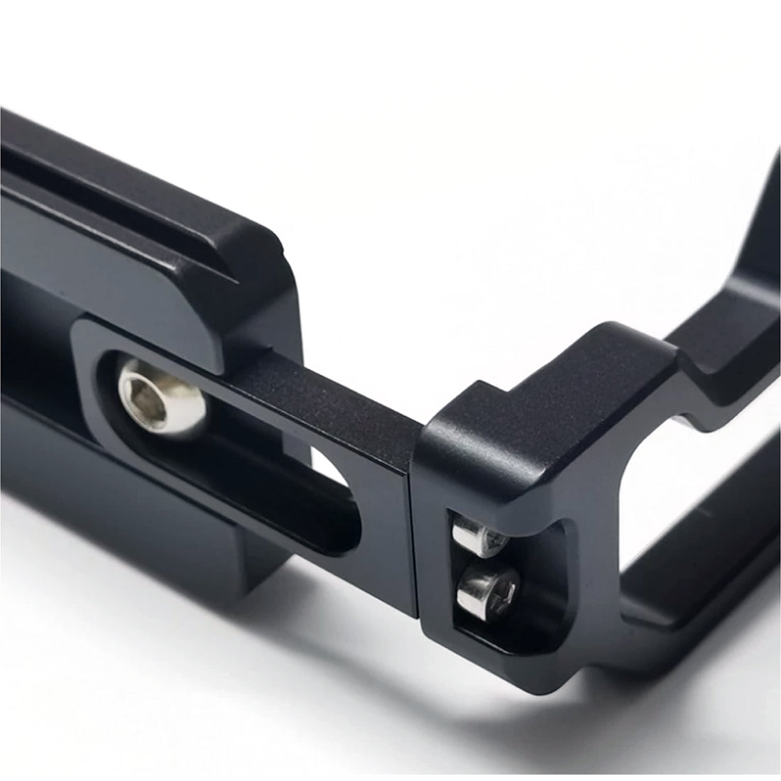 Topcine Z8 L Bracket for Nikon Z8 Camera, Arca Style Compatiable Quick Release Plate  TOPCINE   